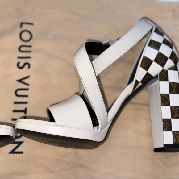 Louis Vuitton heels - Picture 9 of 10